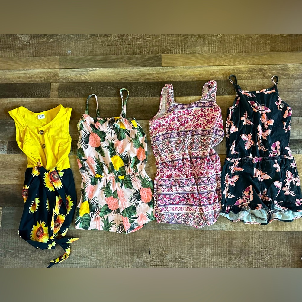 Girls rompers lot of 4. Size 7/8. Good condition
